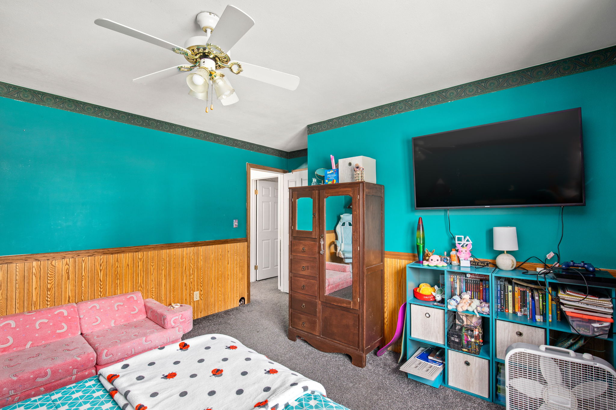115 Sequist Street Property Photo 55