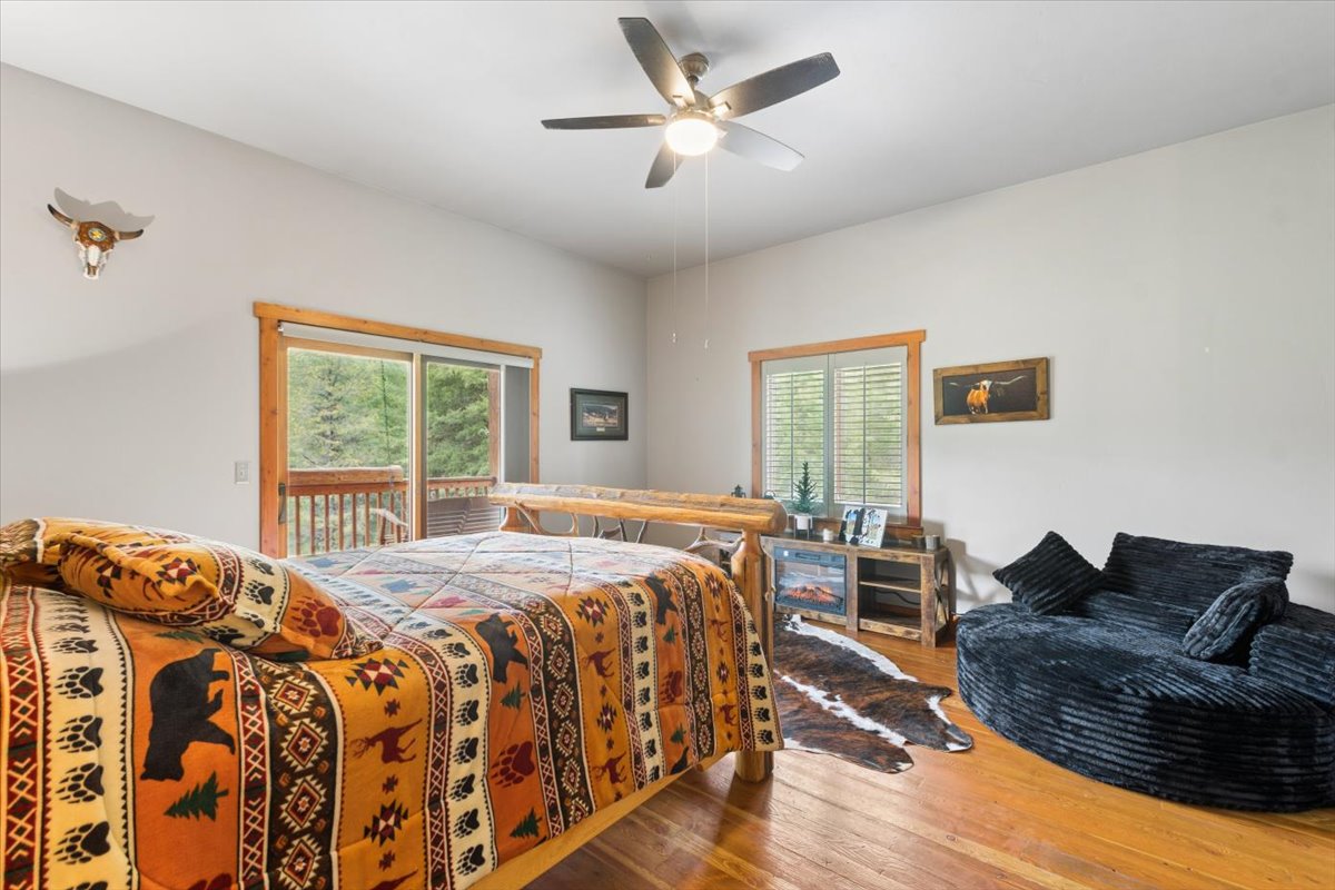 302 Aspen Glen Road Property Photo 22
