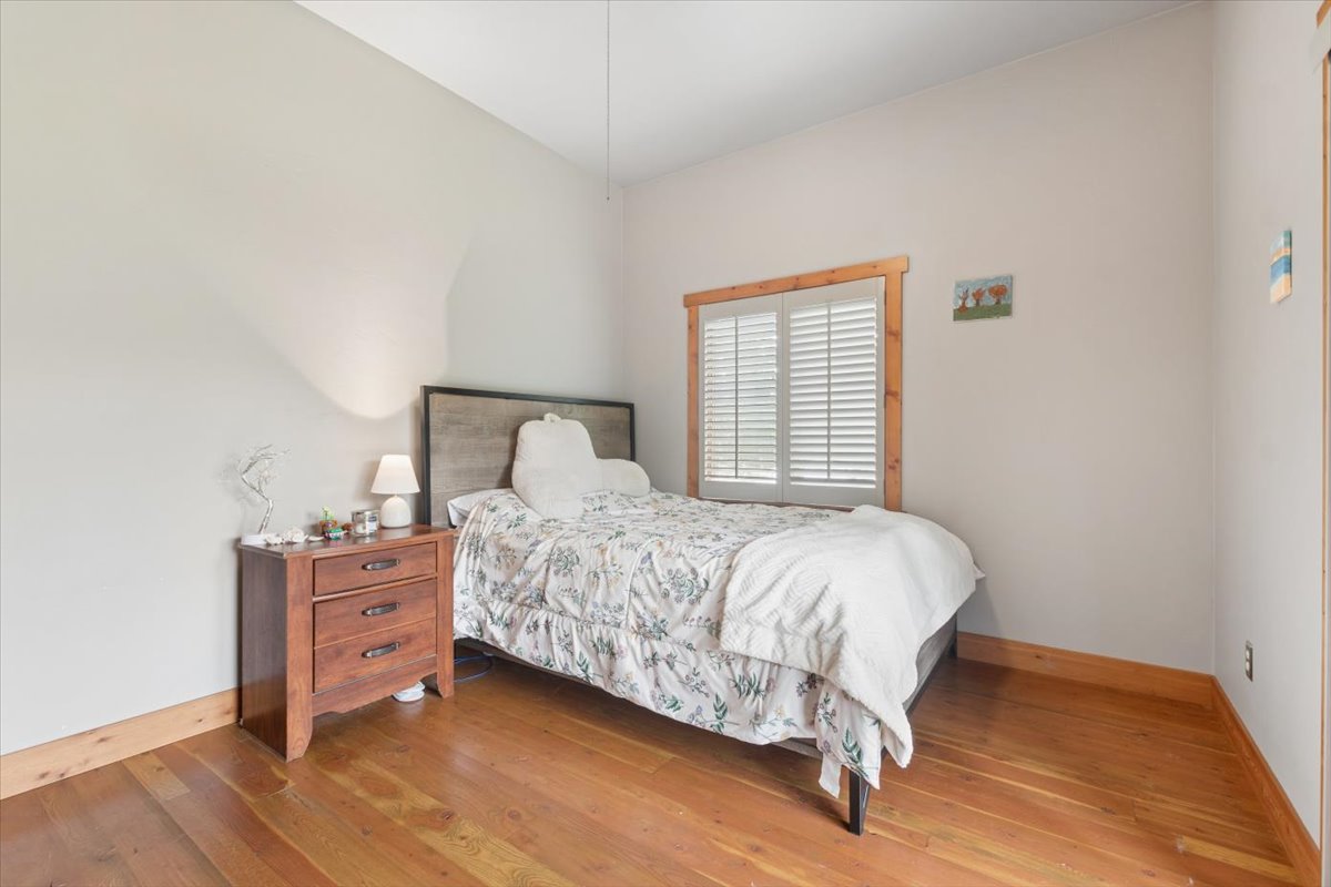 302 Aspen Glen Road Property Photo 29