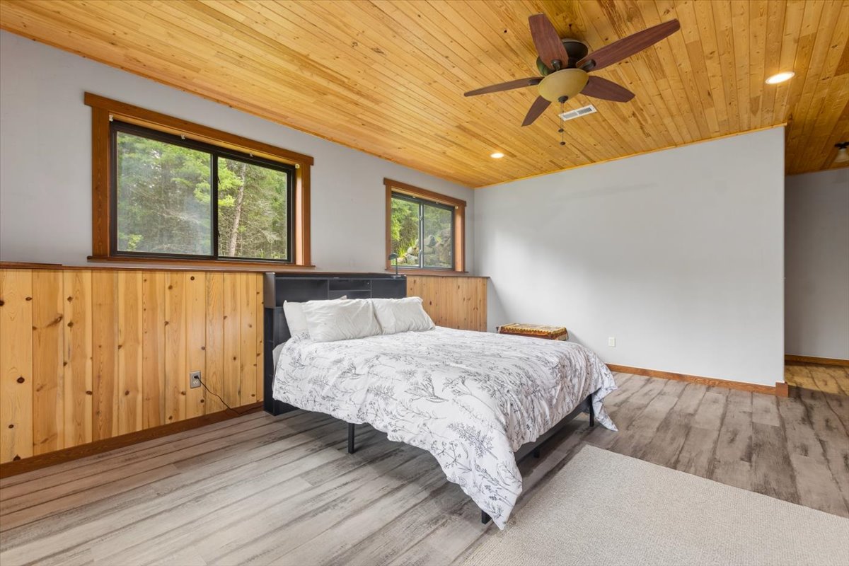 302 Aspen Glen Road Property Photo 46