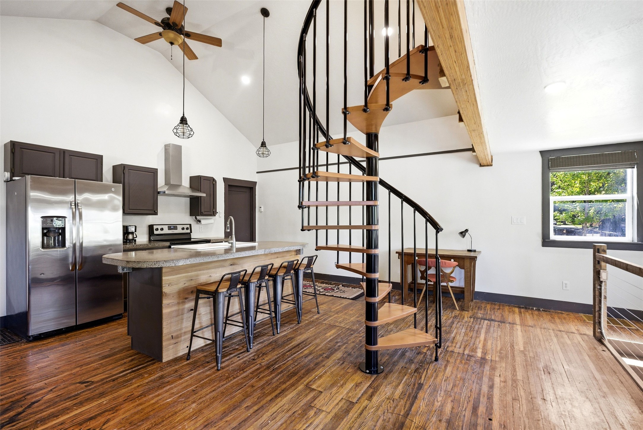 1016 Worden Avenue Property Photo 1