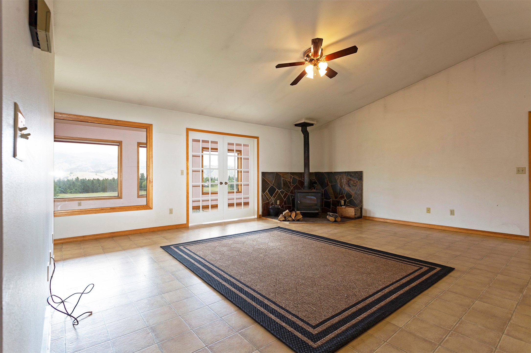 3420 Wright Way Property Photo 10