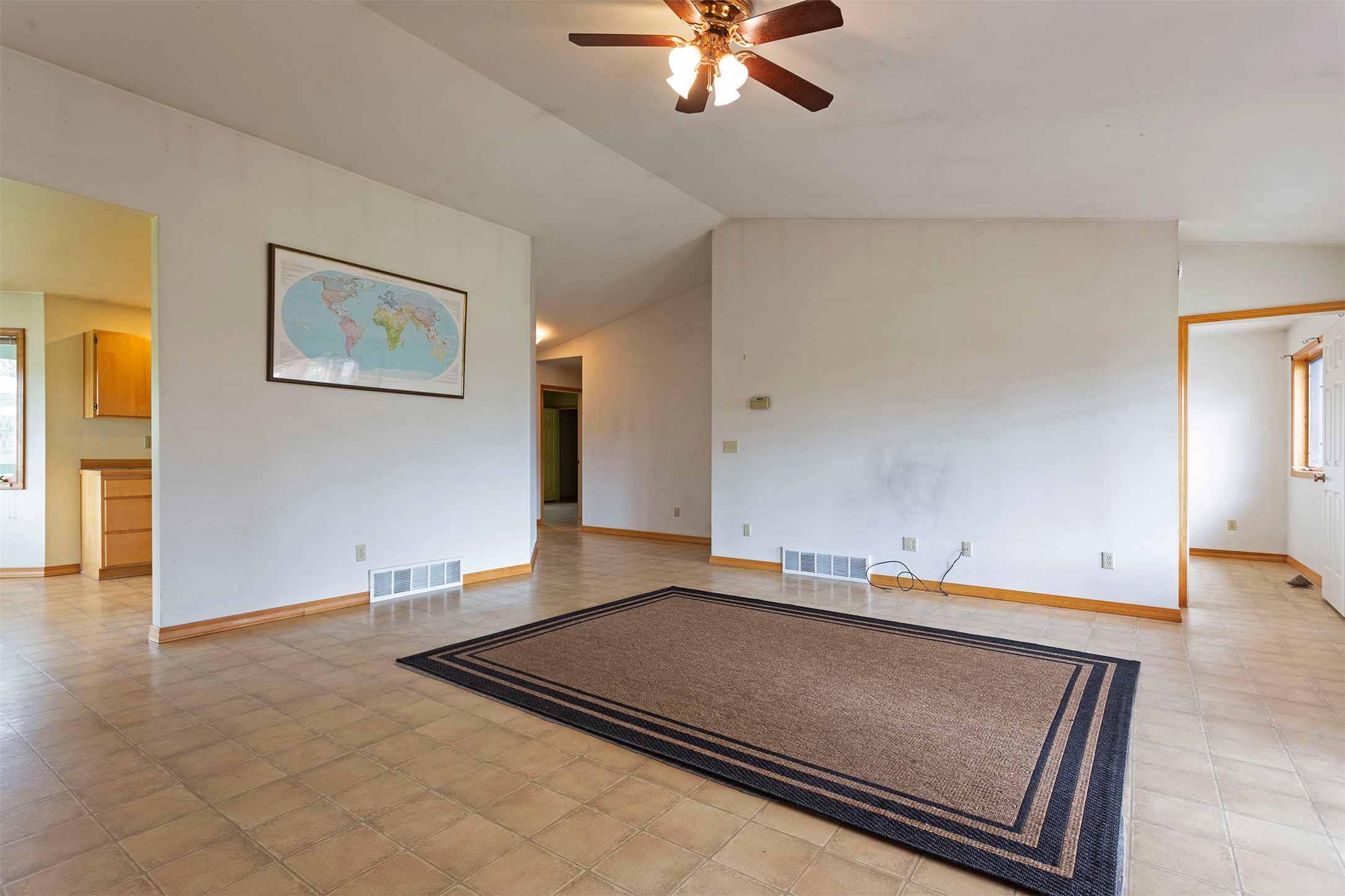3420 Wright Way Property Photo 13