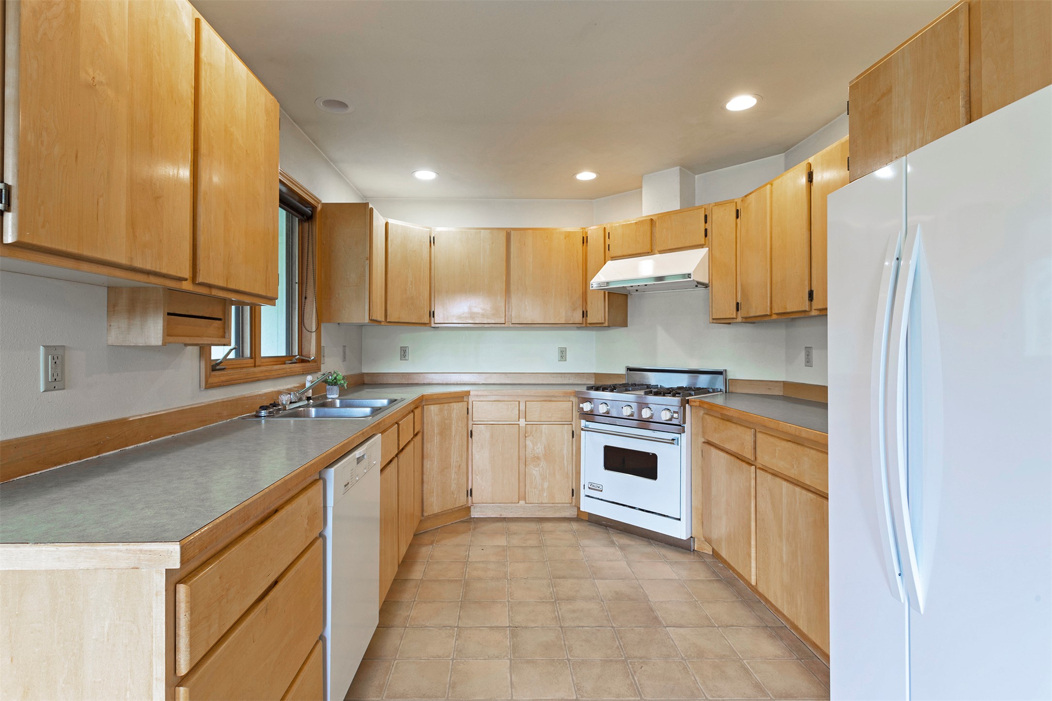 3420 Wright Way Property Photo 17