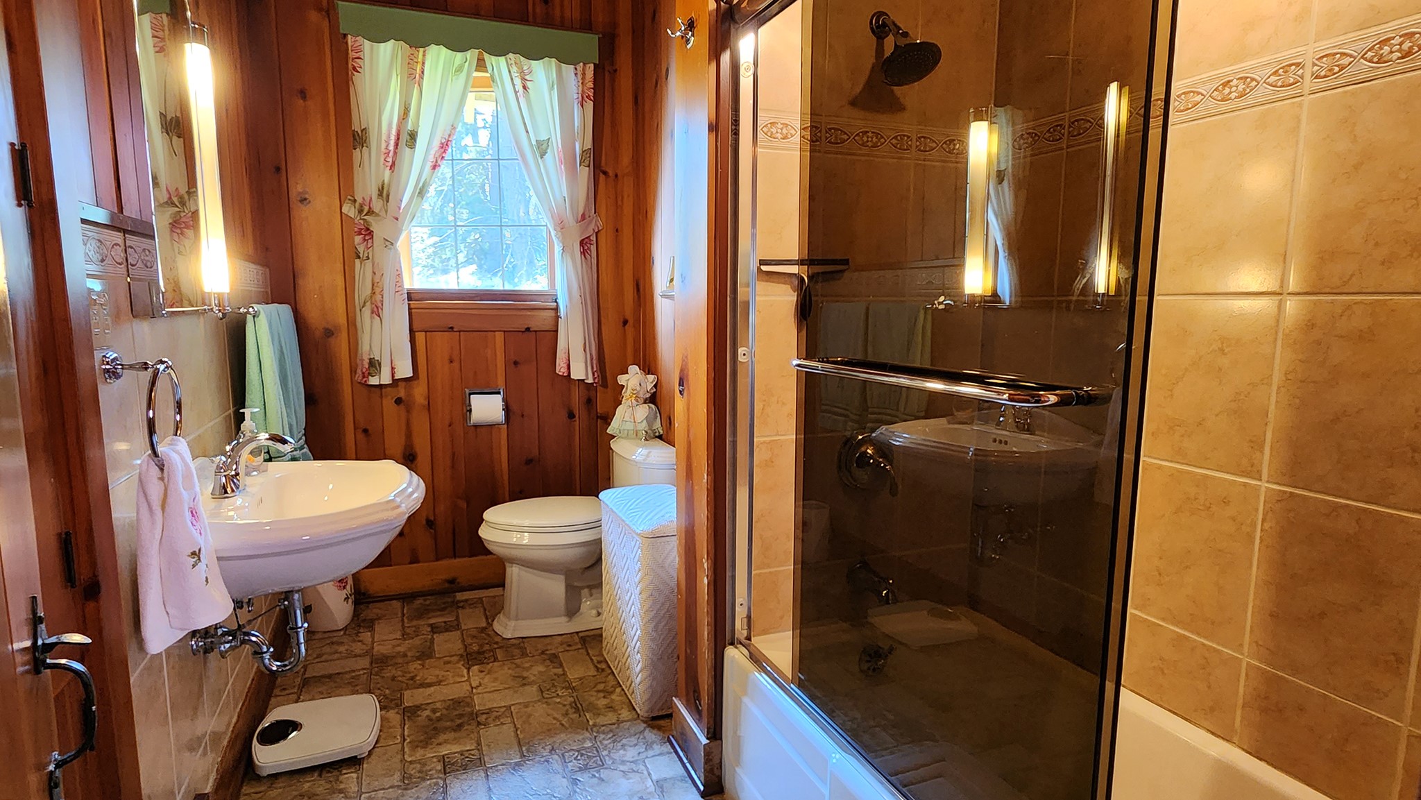 397 Caroline Point Road Property Photo 26