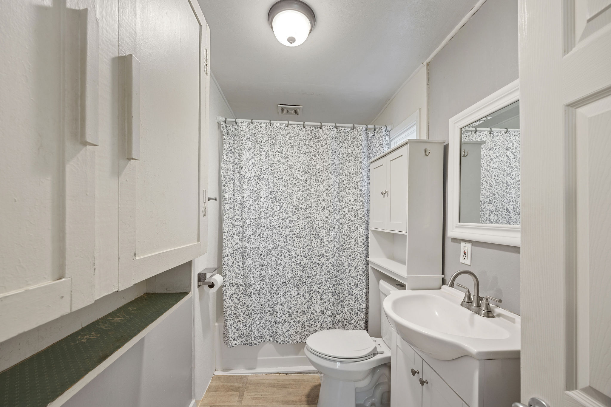 1332 7th Street W Property Photo 10
