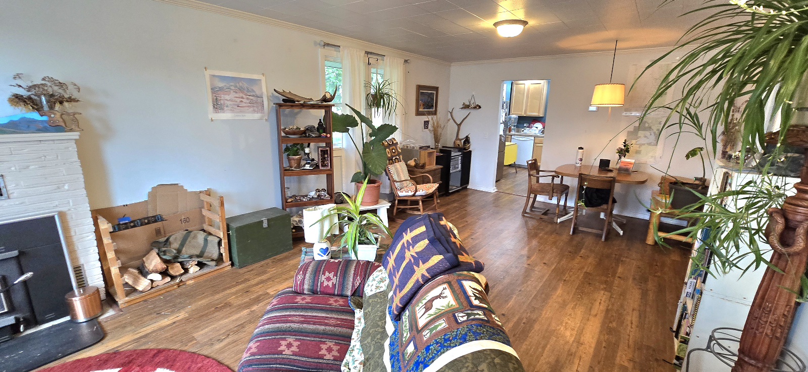 122 N Holland Street Property Photo 6