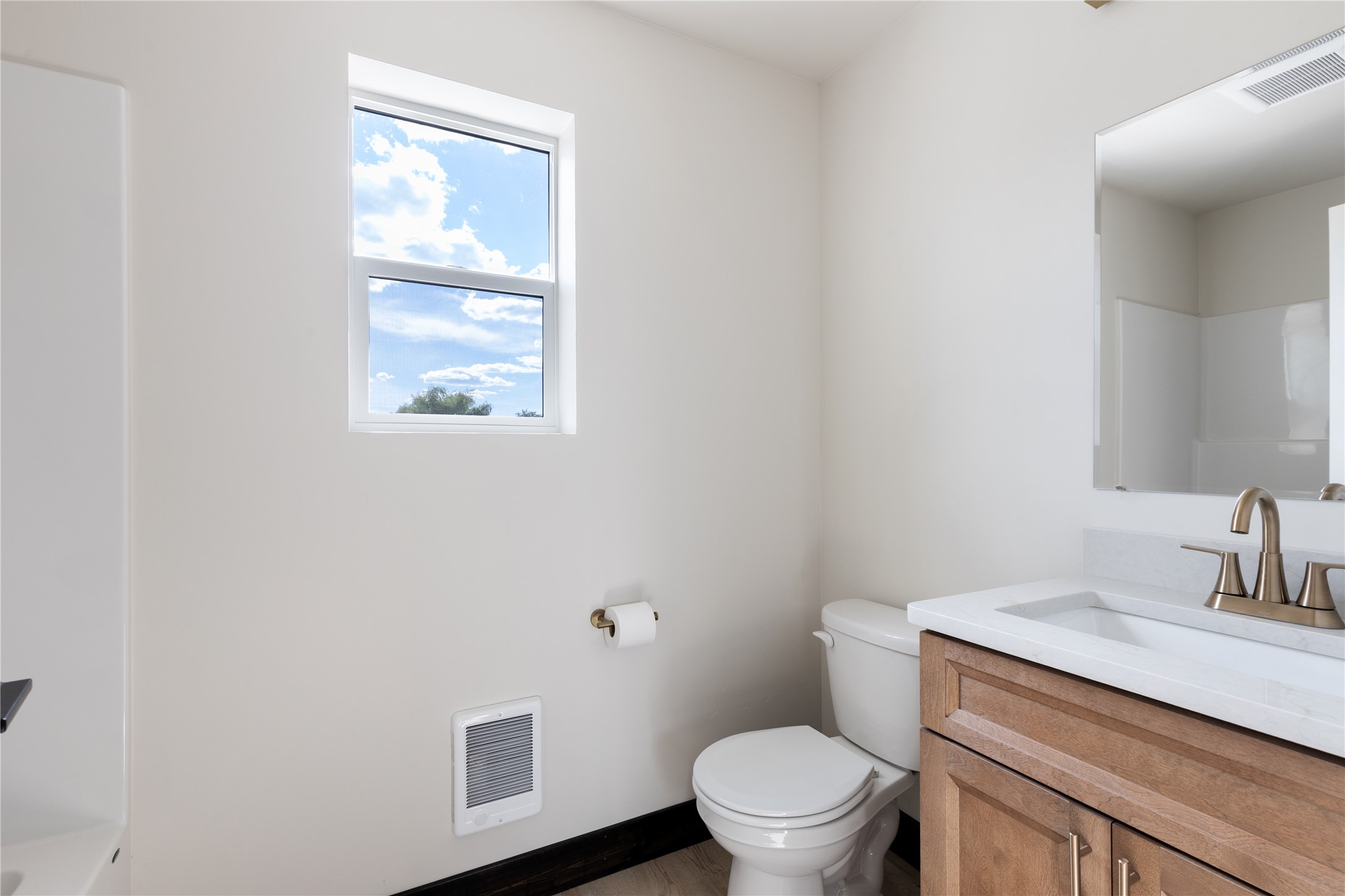 869 9th Street W Property Photo 24