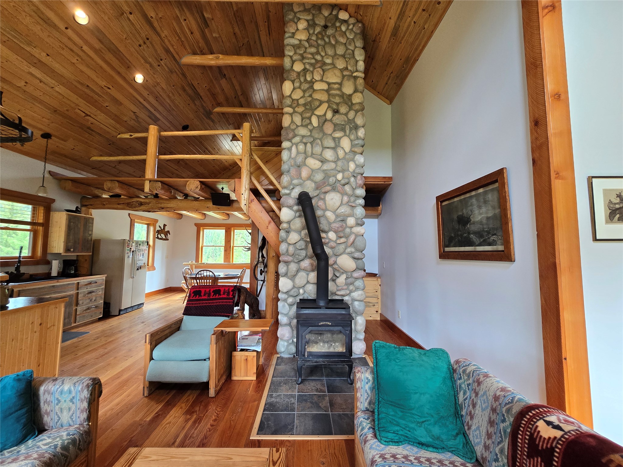 670 Gus Creek Road Property Photo 12
