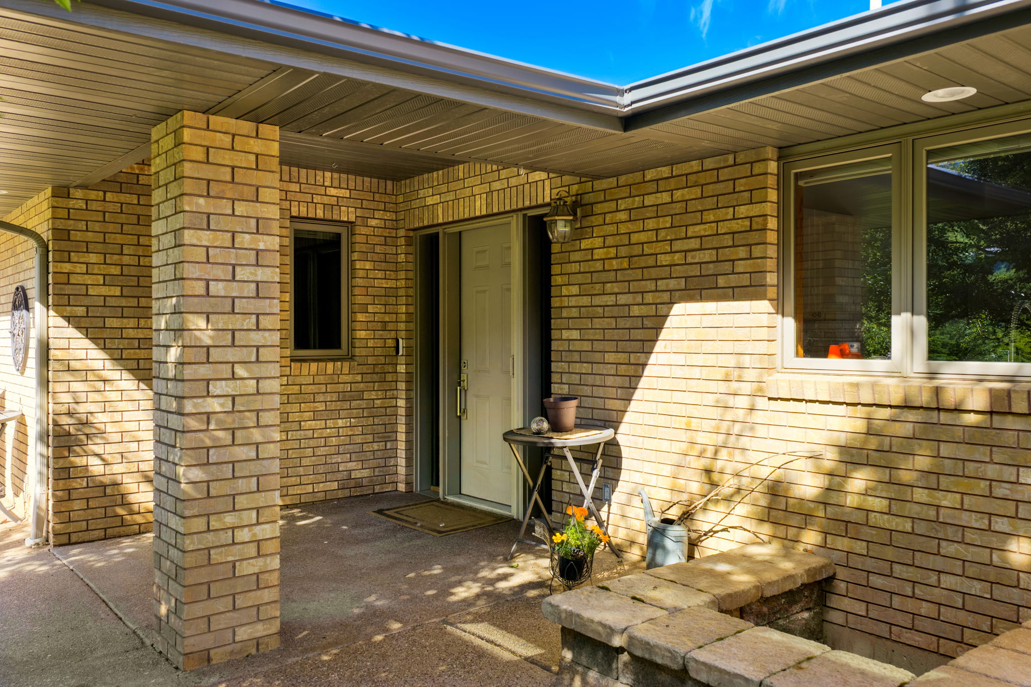 120 Armington Road Property Photo 9