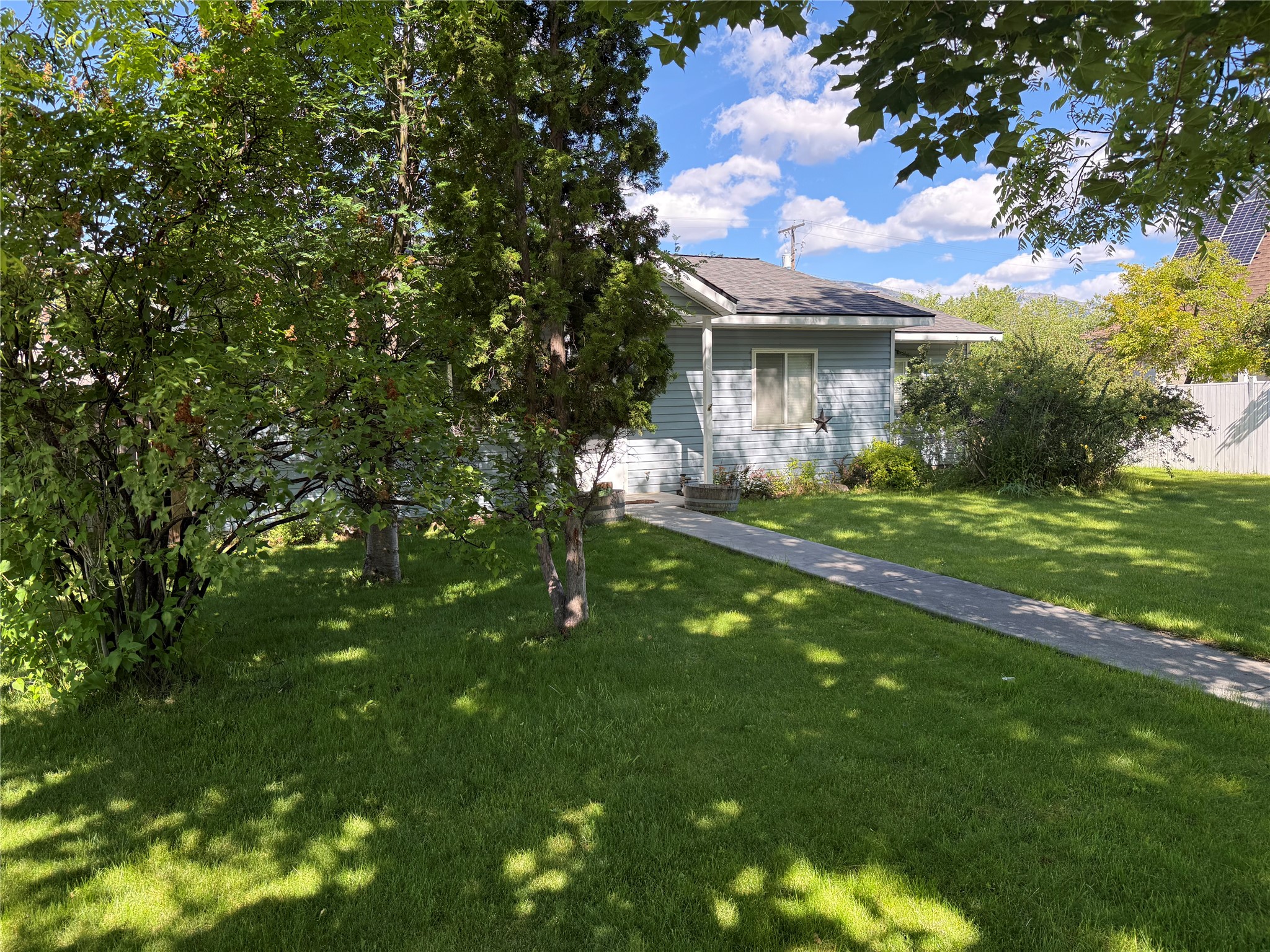 219 S 7th Street Property Photo 6