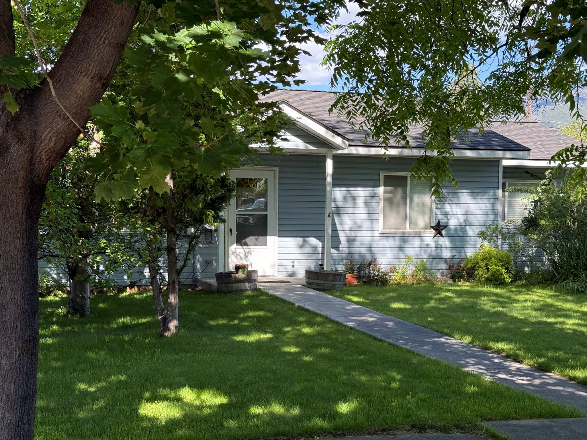 219 S 7th Street Property Photo 7