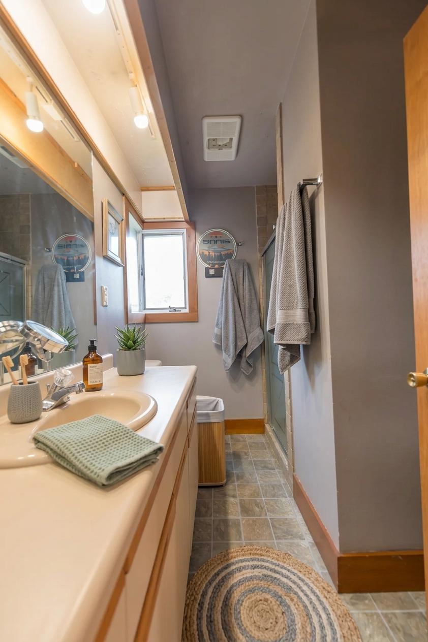1 Carkeek Lane Property Photo 5