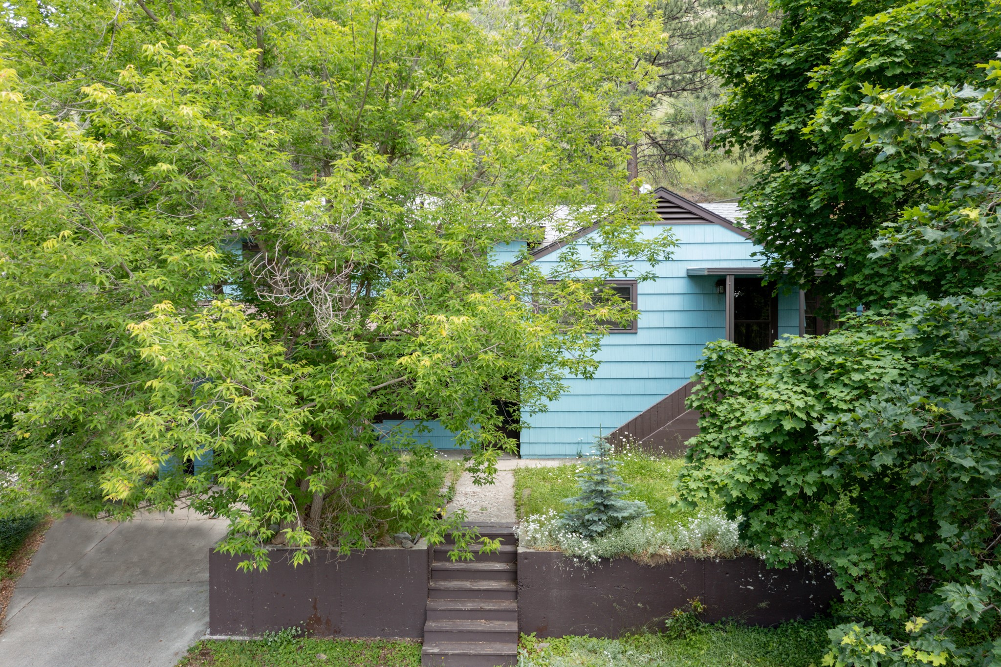 1800 Madeline Avenue Property Photo 3