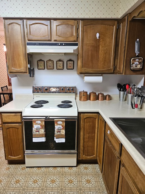 250 Sunnyside Drive Property Photo 18