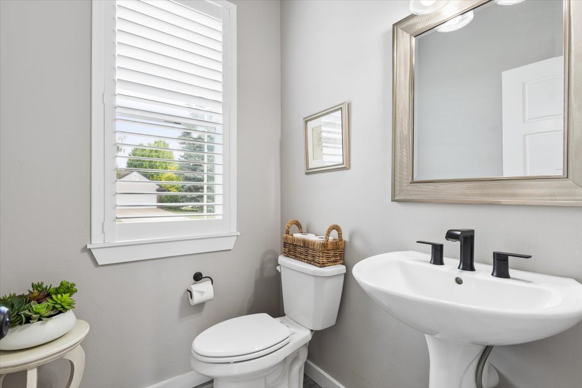 120 River View Drive Property Photo 15