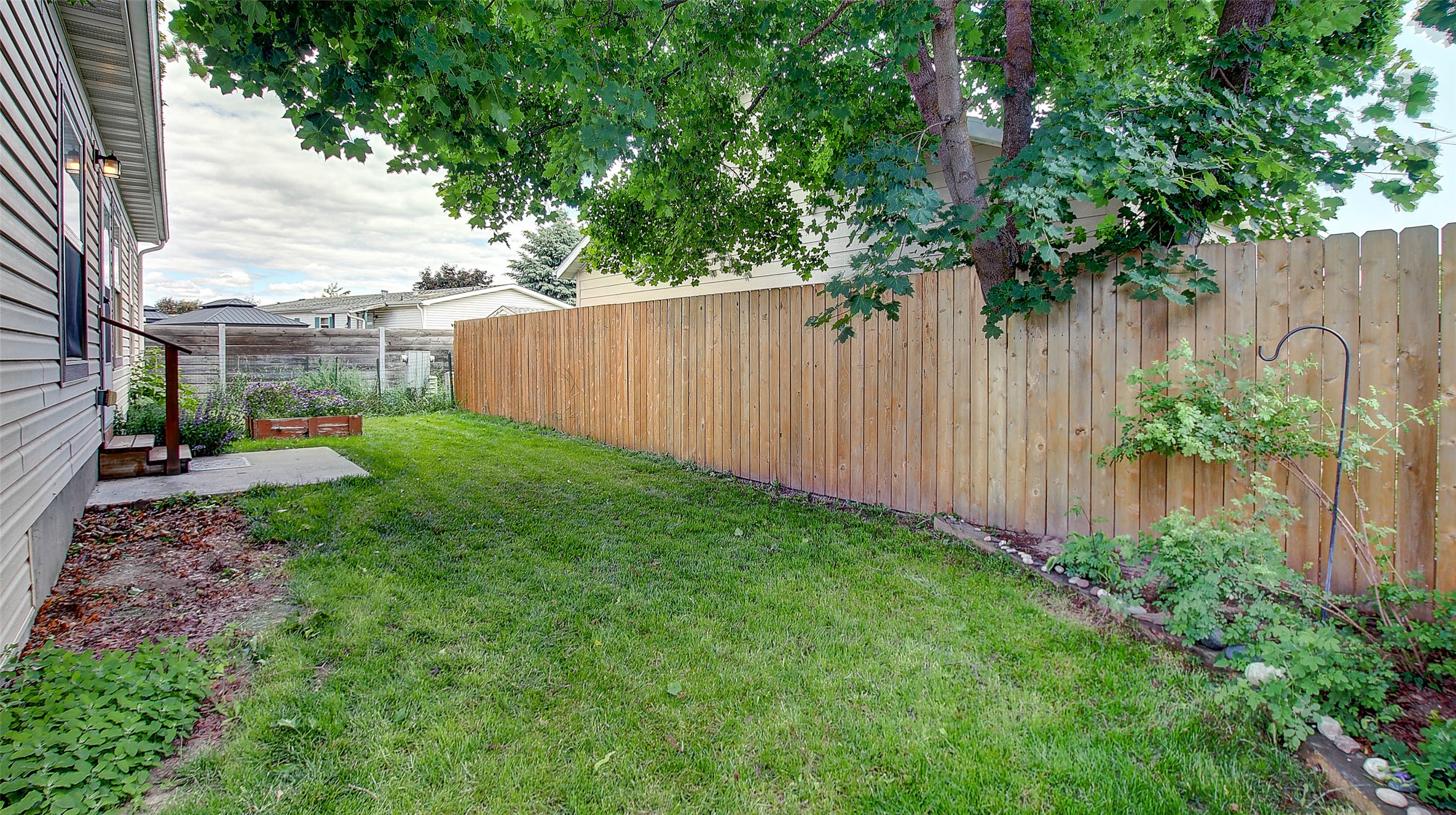 6105 Rains Place Property Photo 3