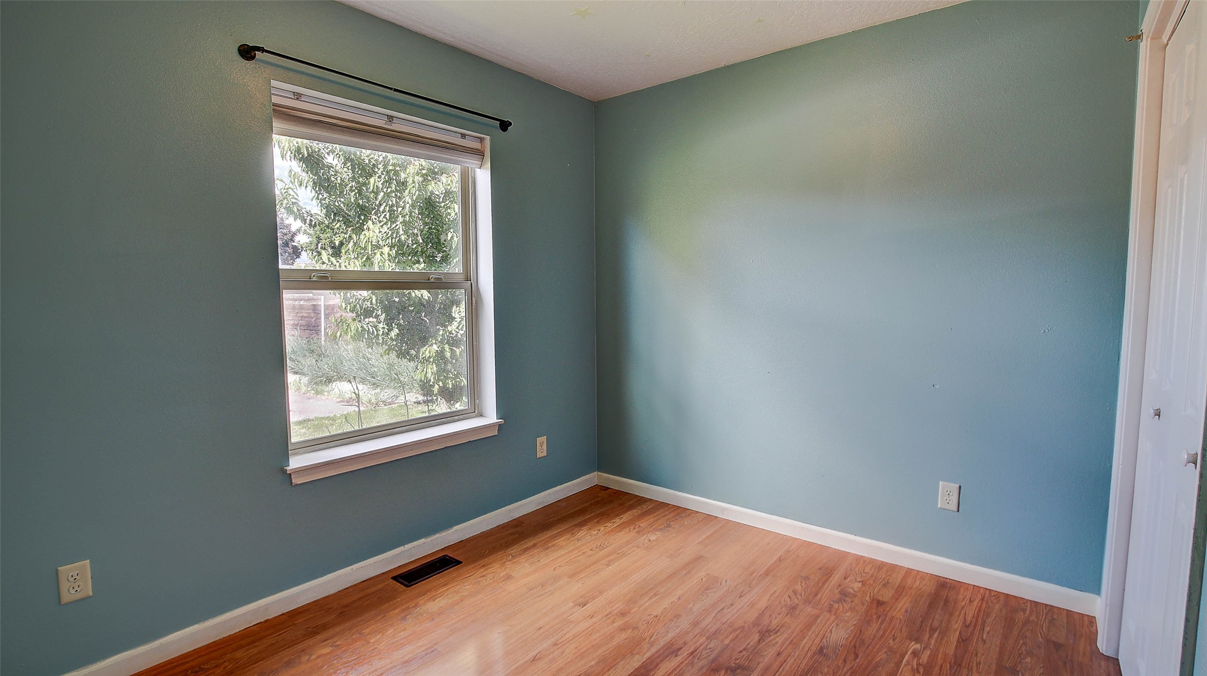 6105 Rains Place Property Photo 12