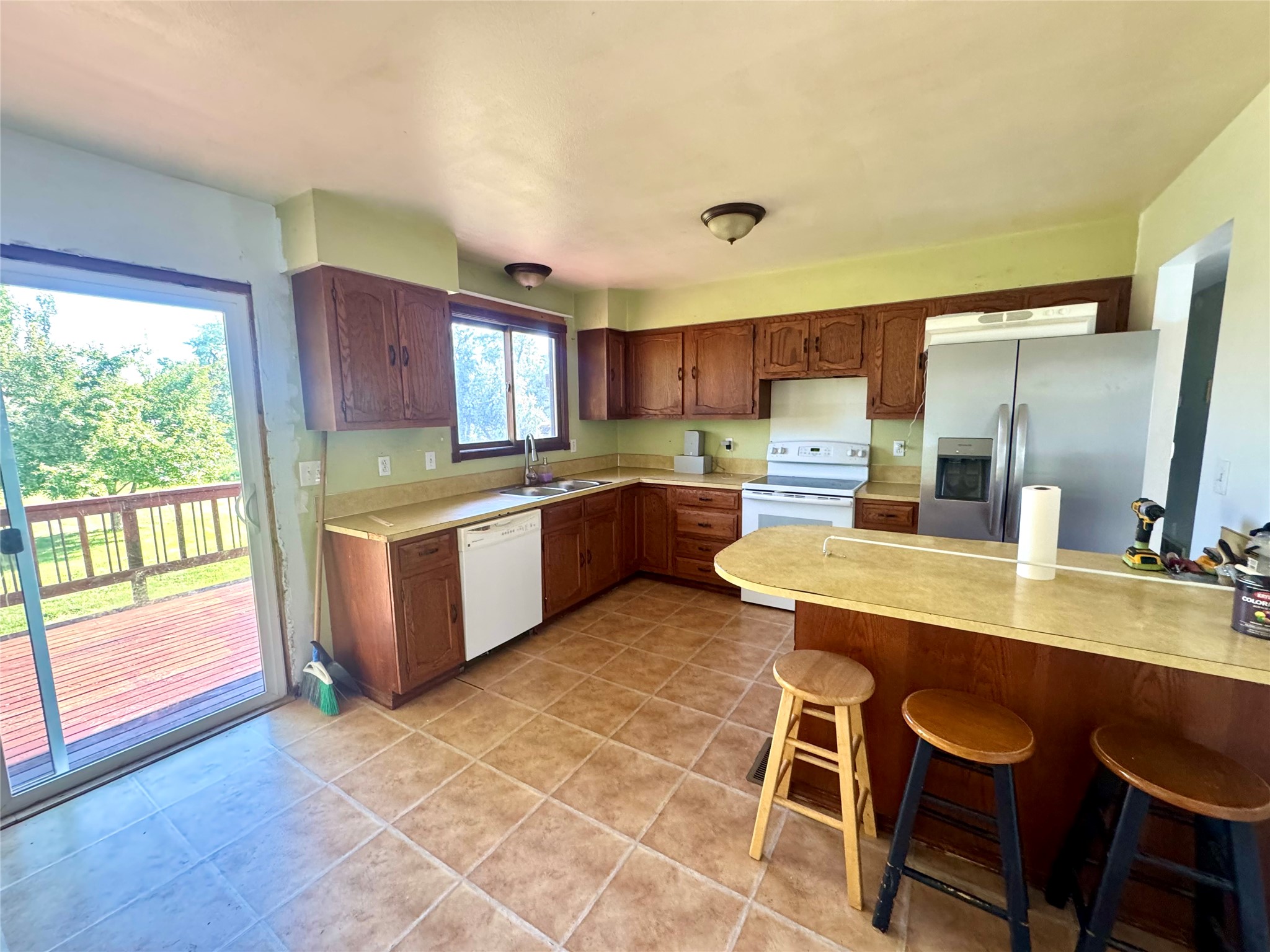 1813 Stag Lane Property Photo 8
