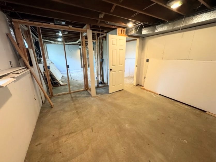 1813 Stag Lane Property Photo 17