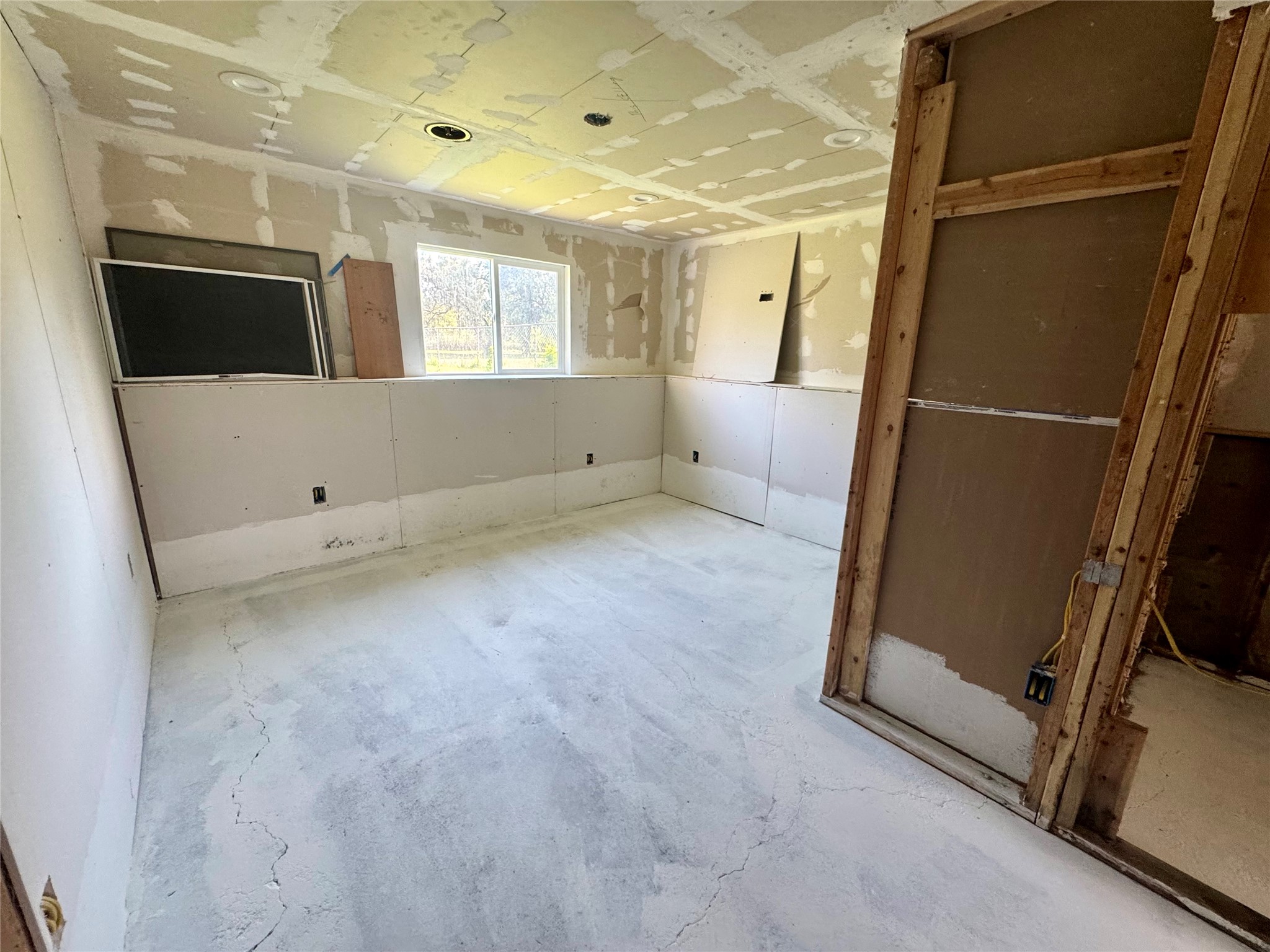 1813 Stag Lane Property Photo 30