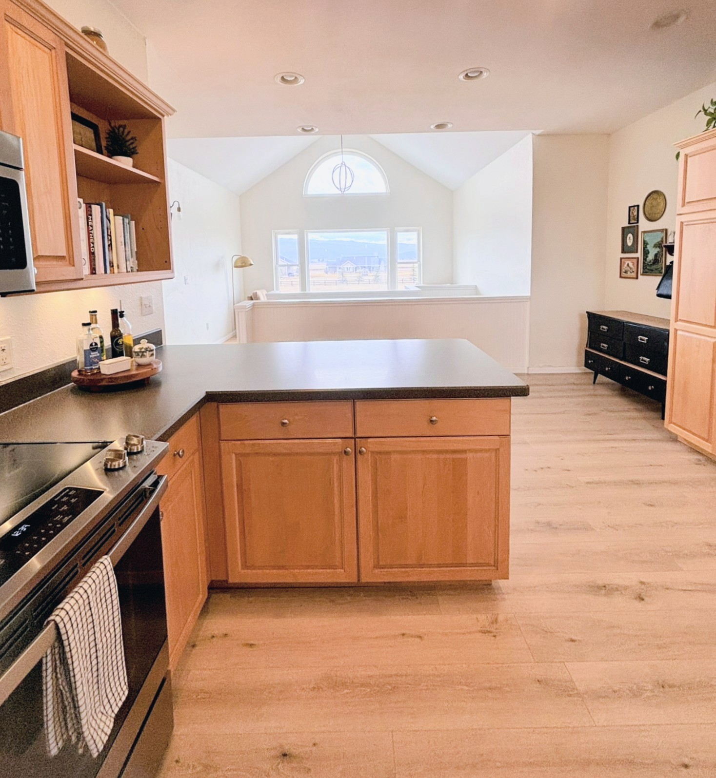 33 Staggerwing Landing Property Photo 10