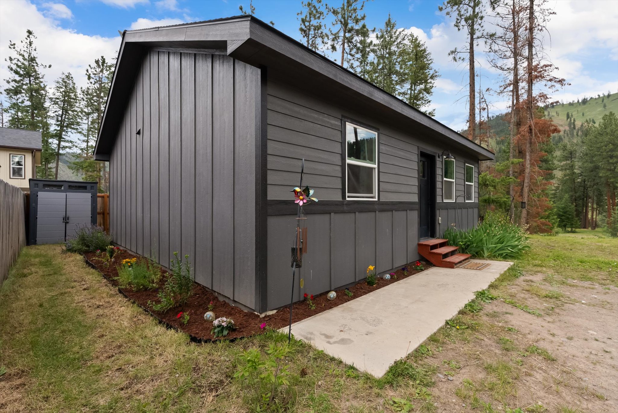 305 Alces Court Property Photo 7