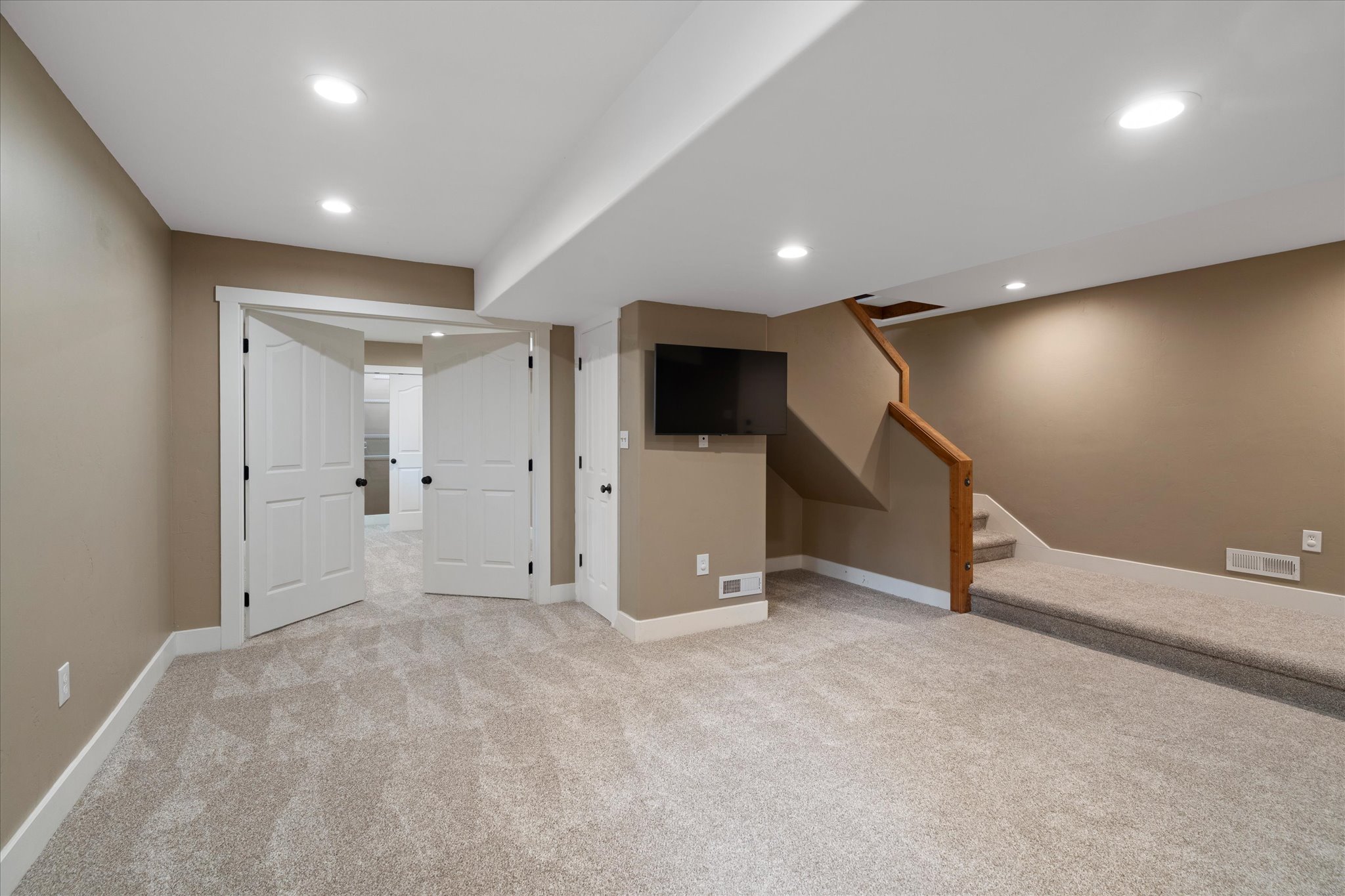 5070 Whitefish Stage Road Property Photo 33