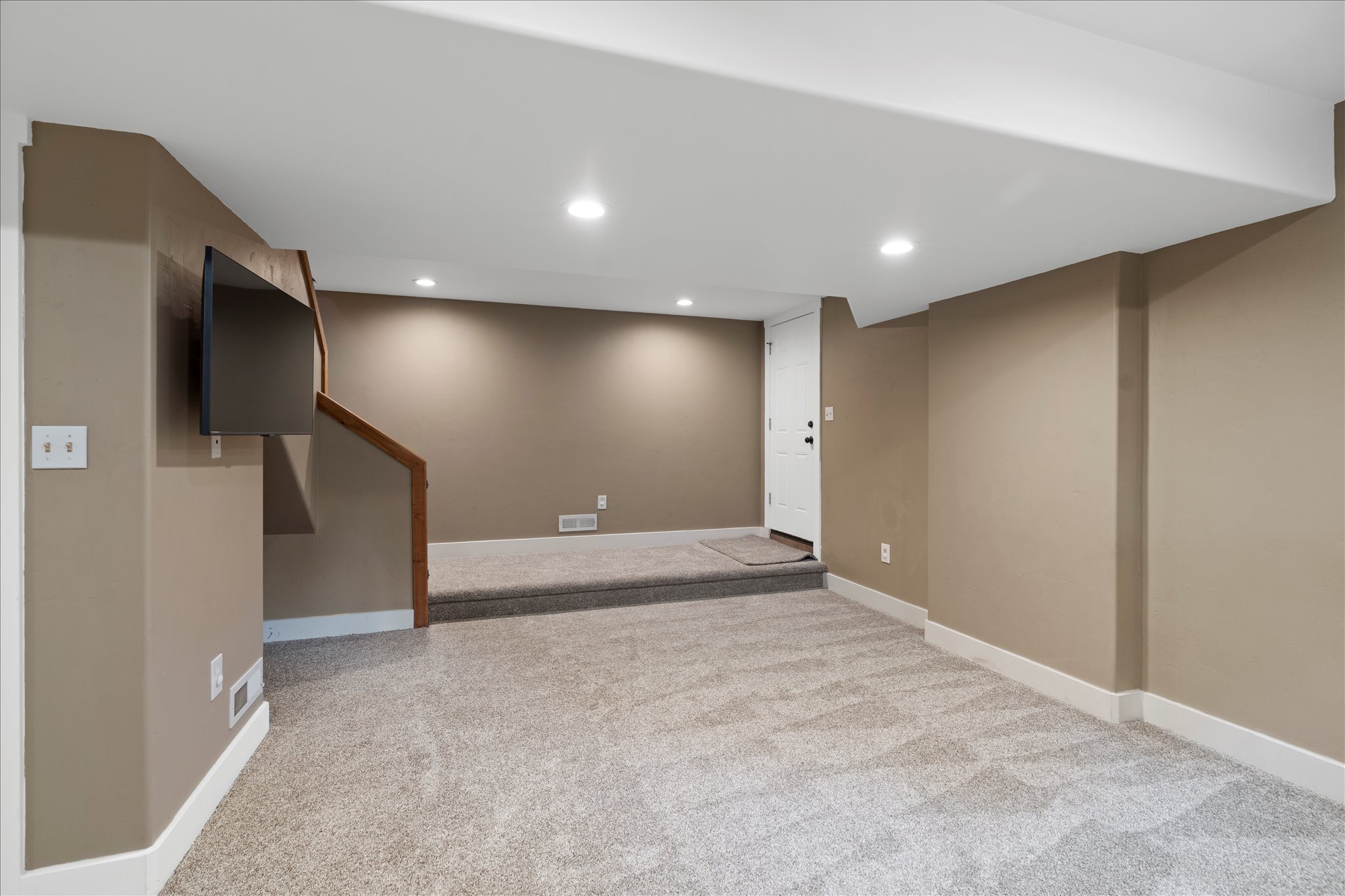 5070 Whitefish Stage Road Property Photo 34