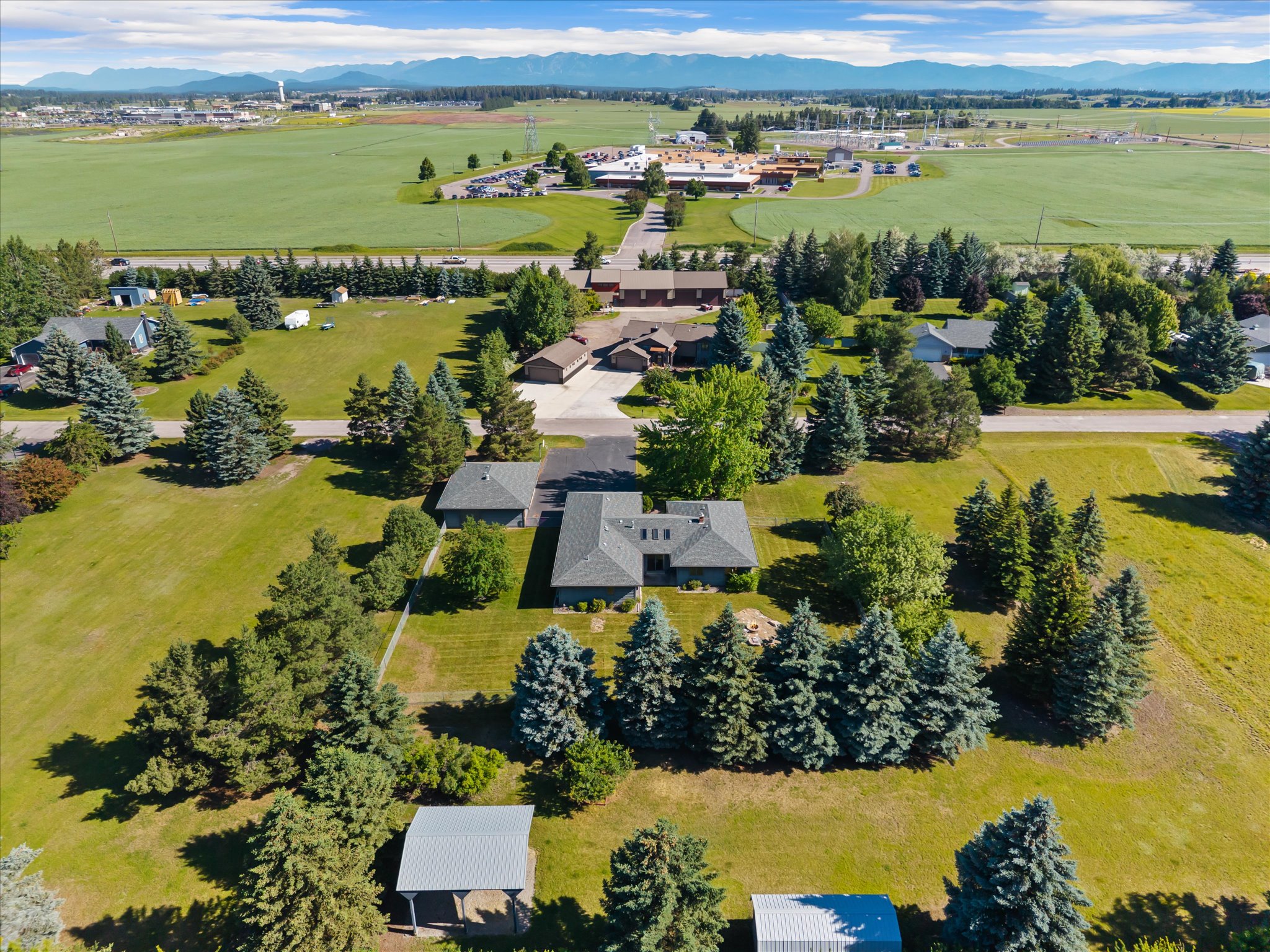 636 Country Way N Property Photo 35