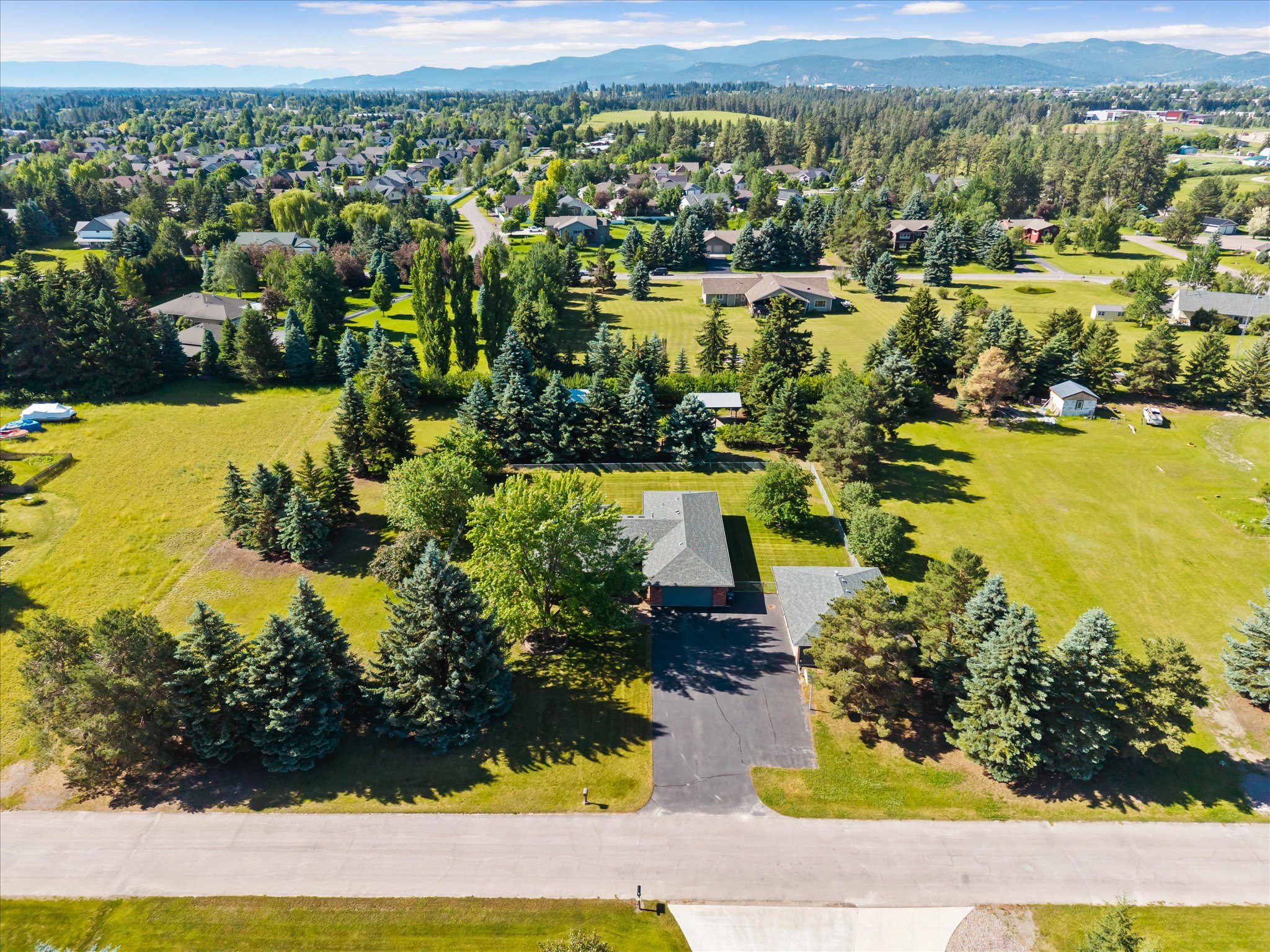 636 Country Way N Property Photo 37