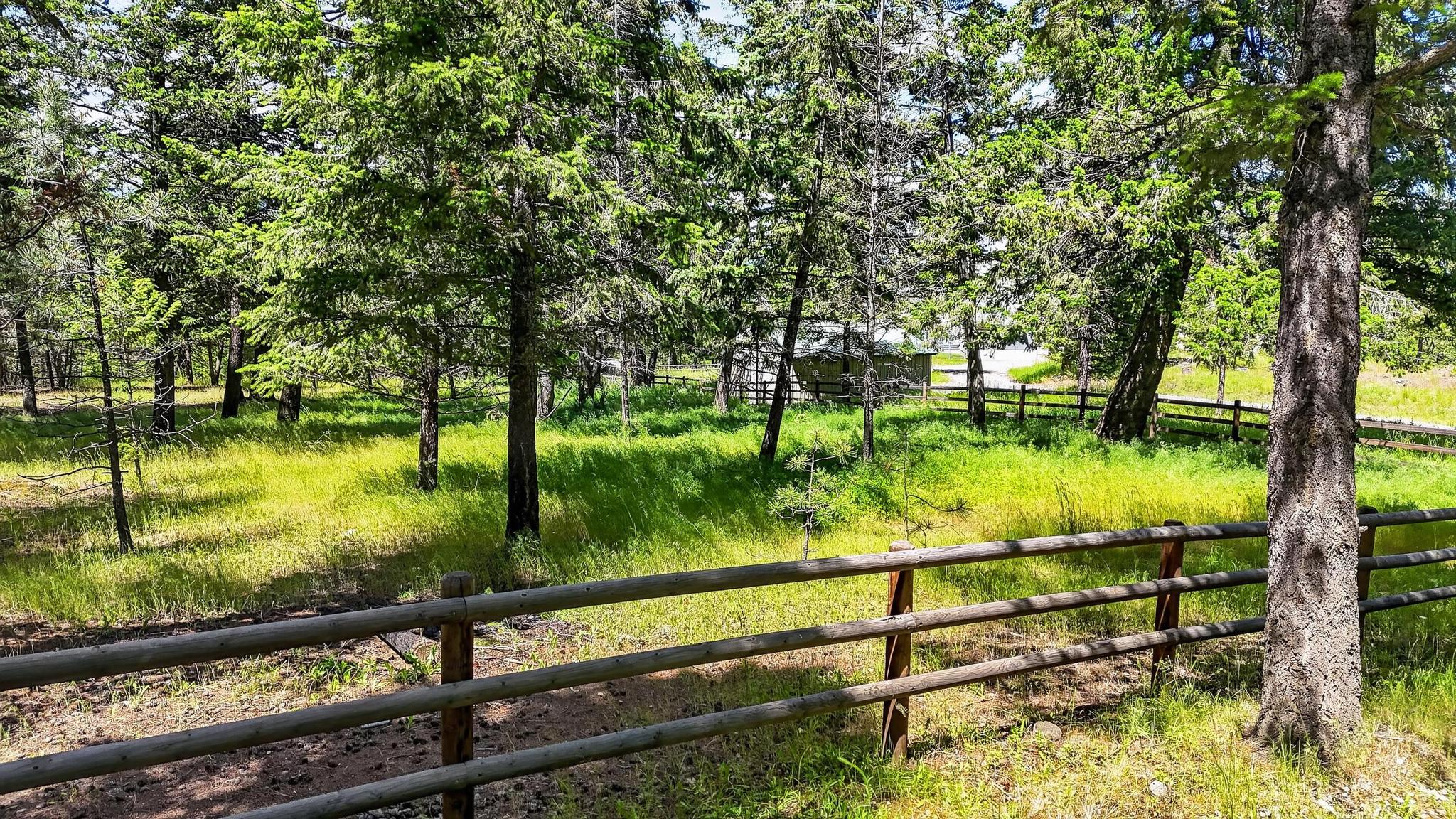 335 Country Lane Property Photo 15