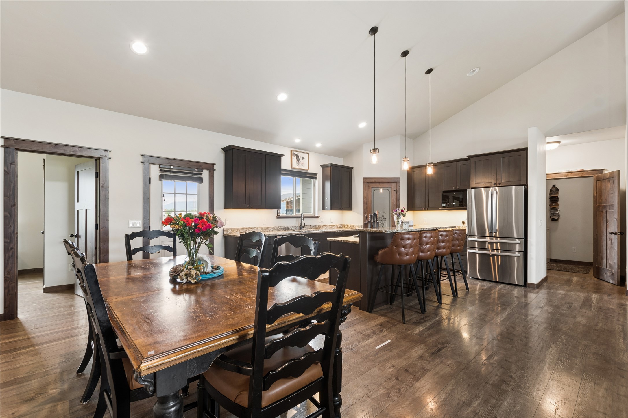1129 Mackinaw Loop Property Photo 14