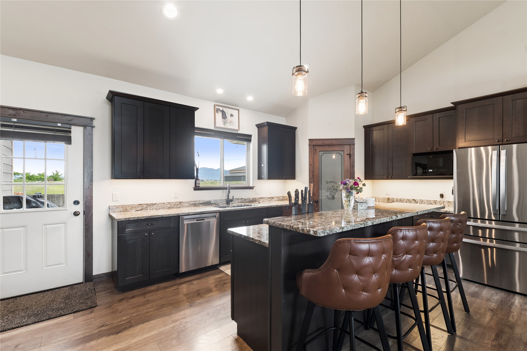 1129 Mackinaw Loop Property Photo 15