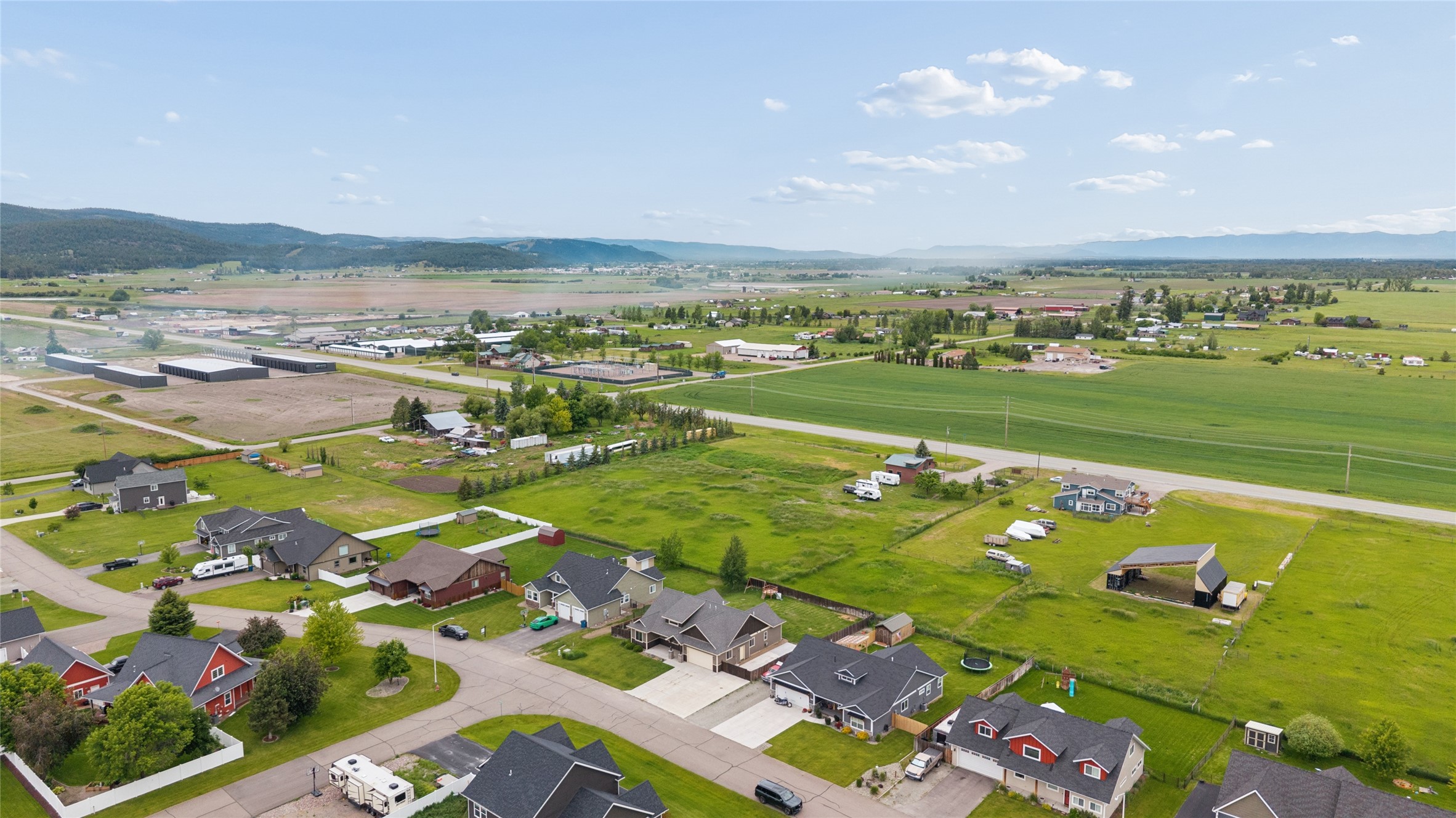 1129 Mackinaw Loop Property Photo 46