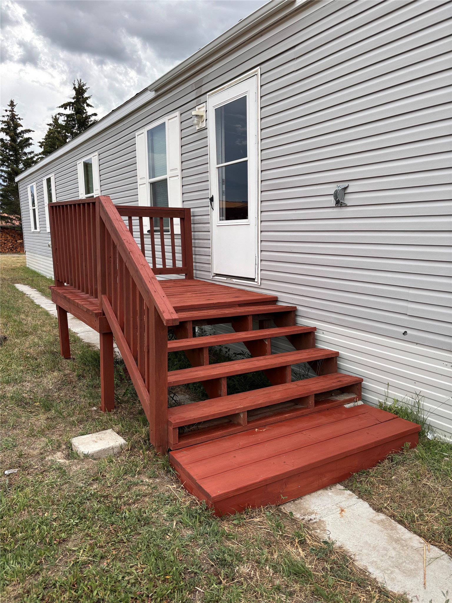 90 E South Street Property Photo 15
