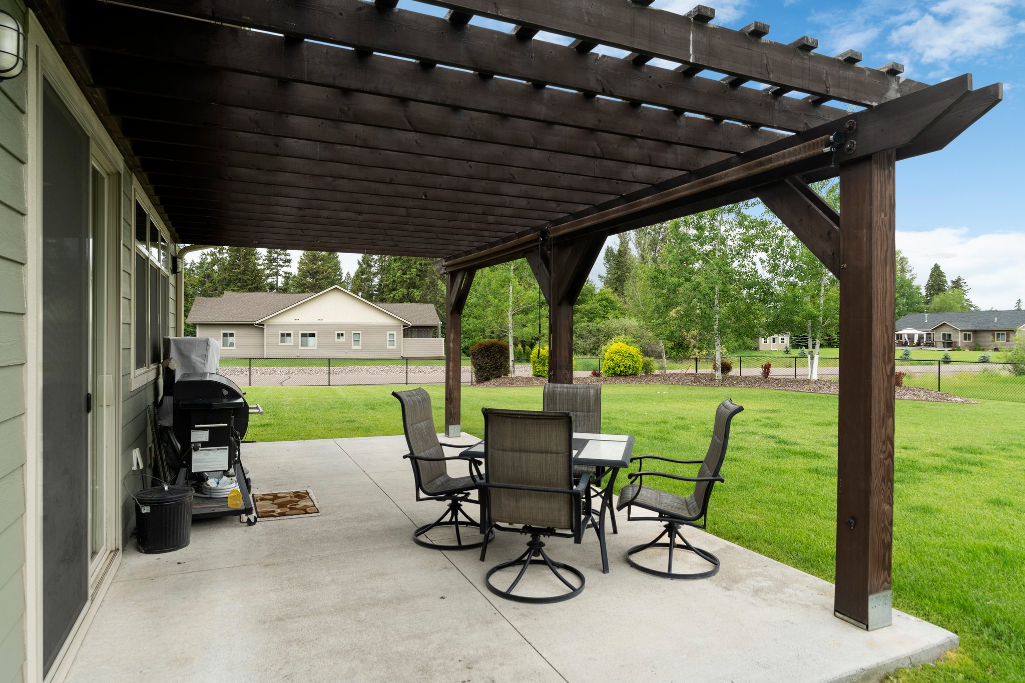 424 Soaring Pines Trail Property Photo 32
