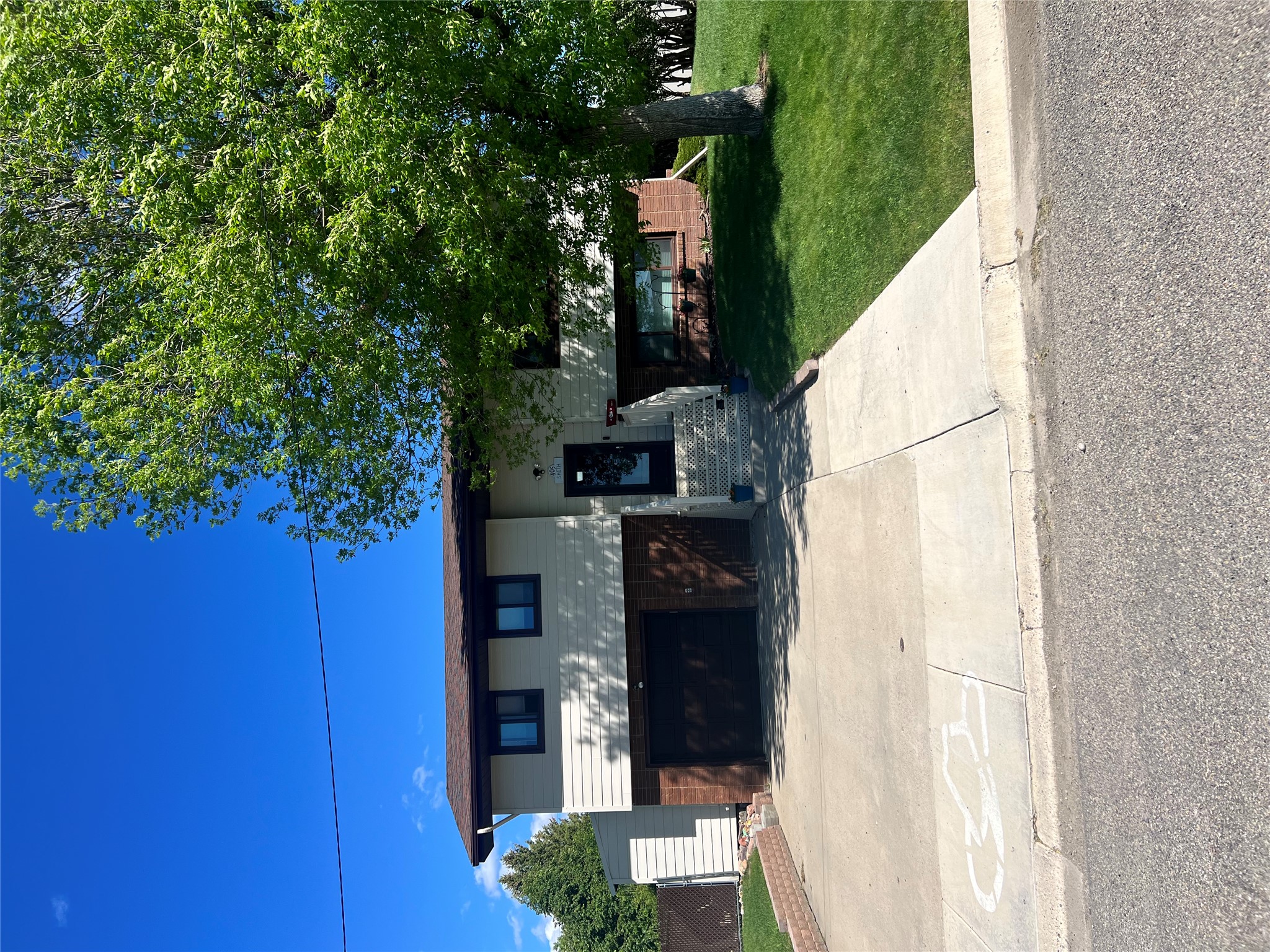 405 S Kansas Street Property Photo 2