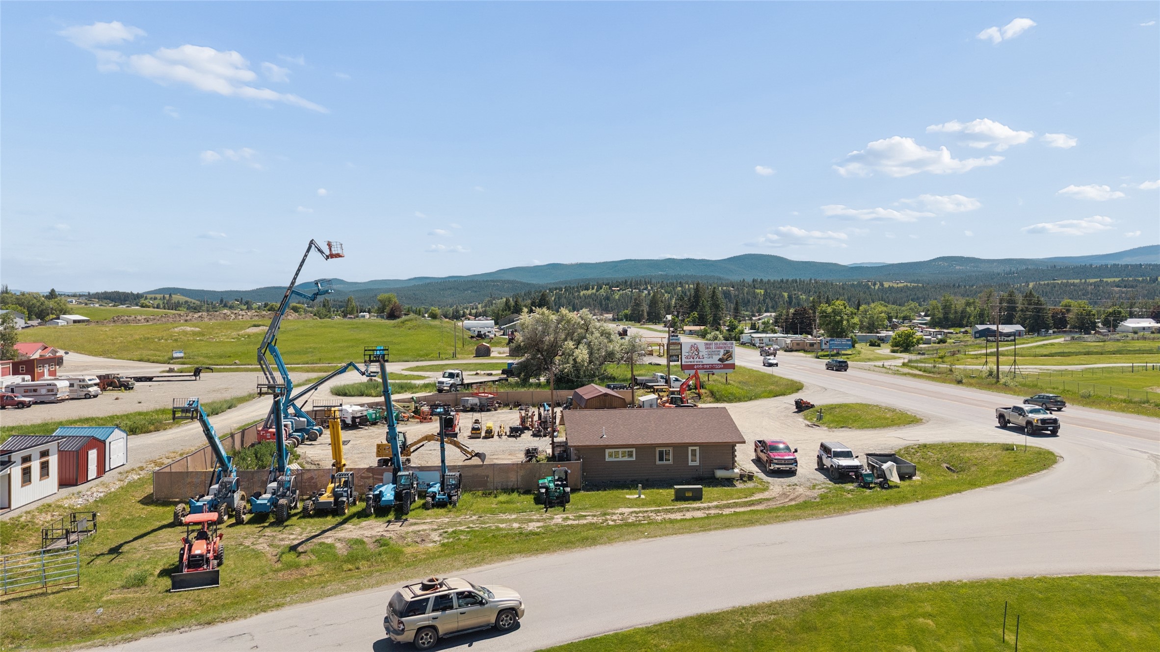 1174 Us Highway 93 N Property Photo 1