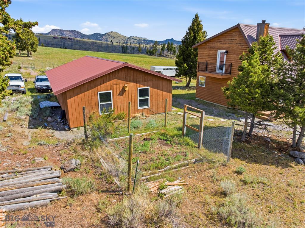 86 Horseshoe Trail Property Photo 48