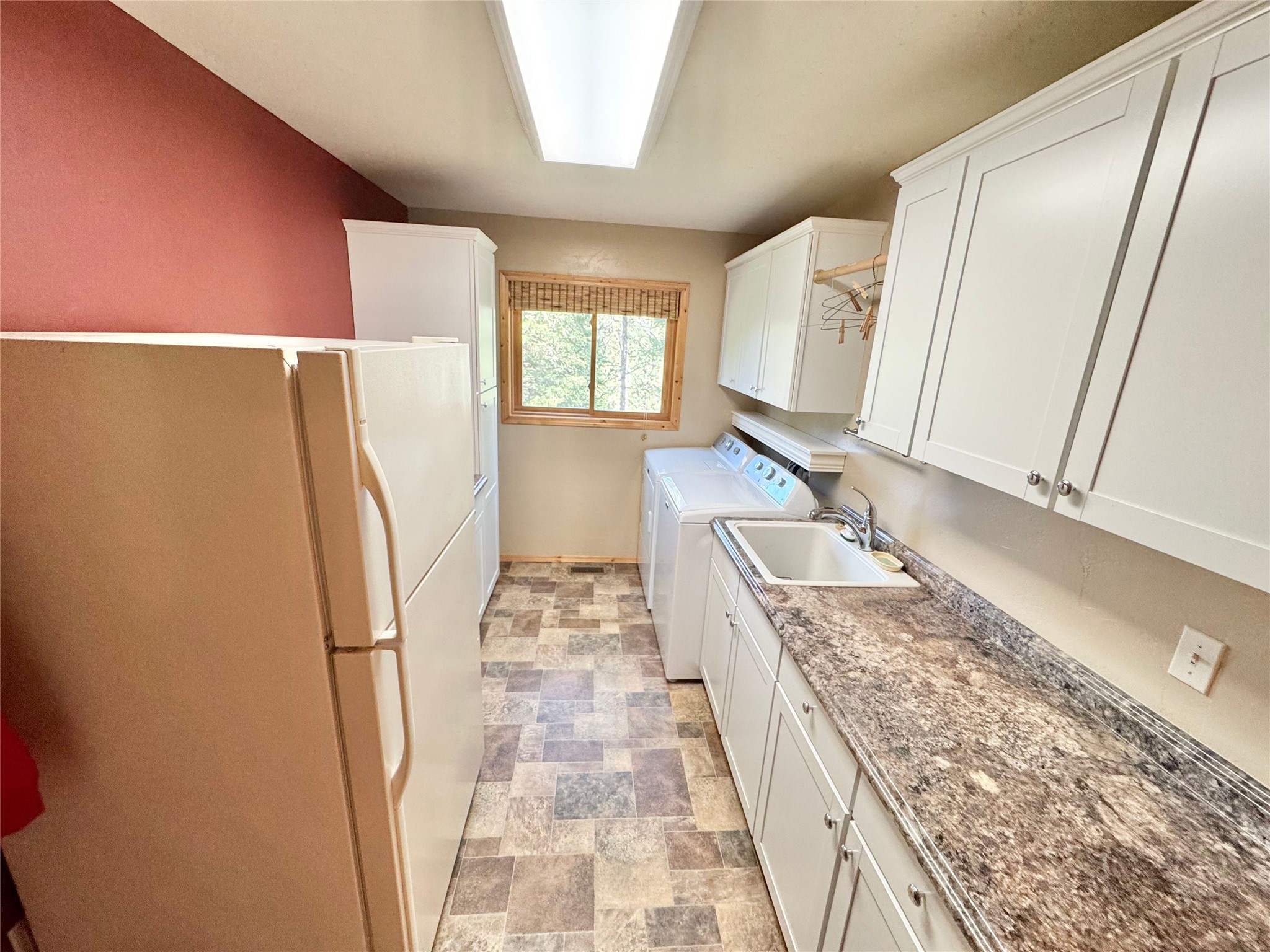 111 Salmon Court Property Photo 33
