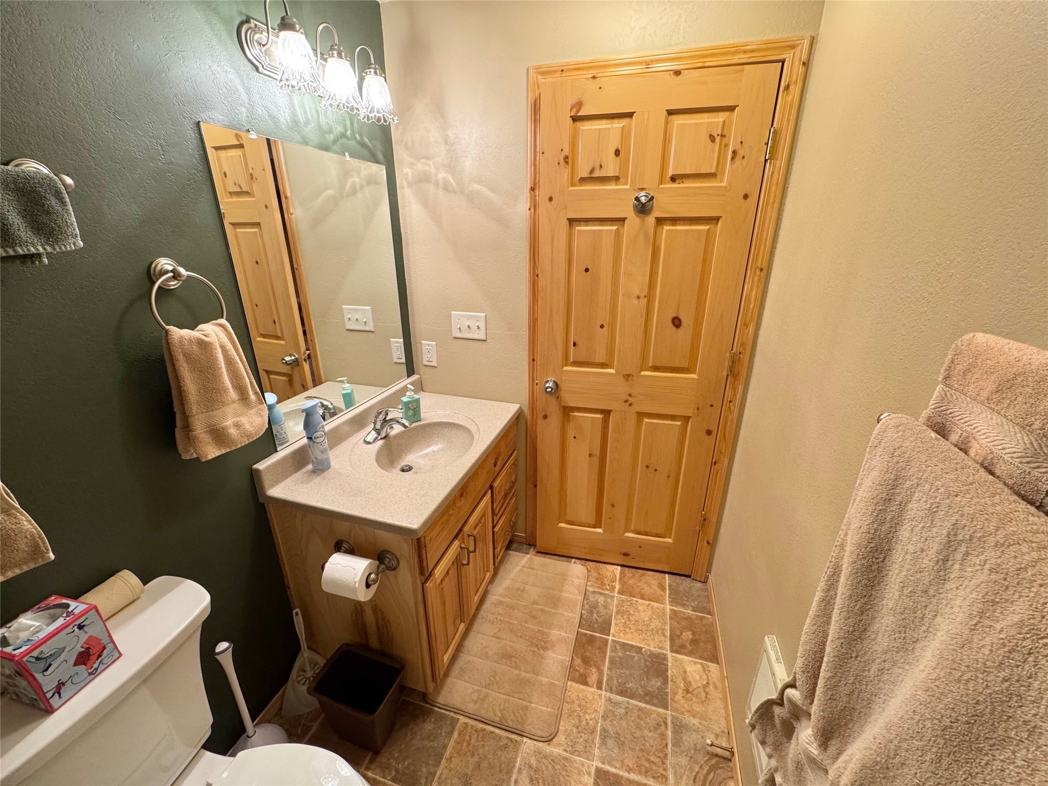 111 Salmon Court Property Photo 42