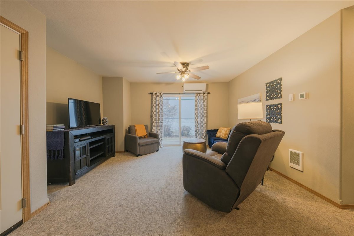 24 Diane Road C Property Photo 4