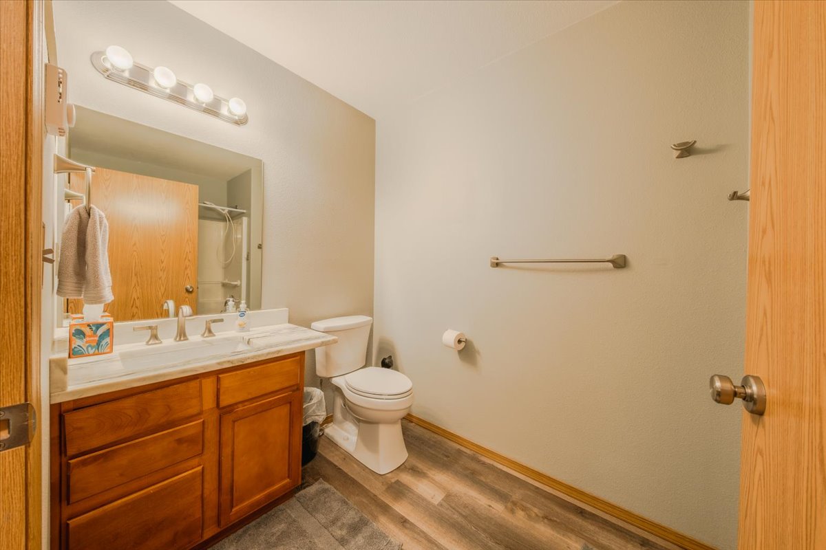 24 Diane Road C Property Photo 21