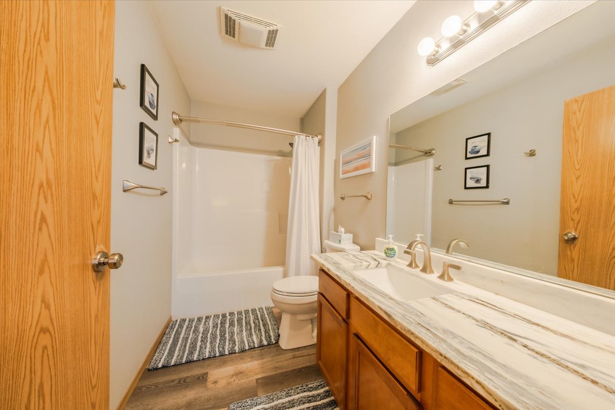 24 Diane Road C Property Photo 34