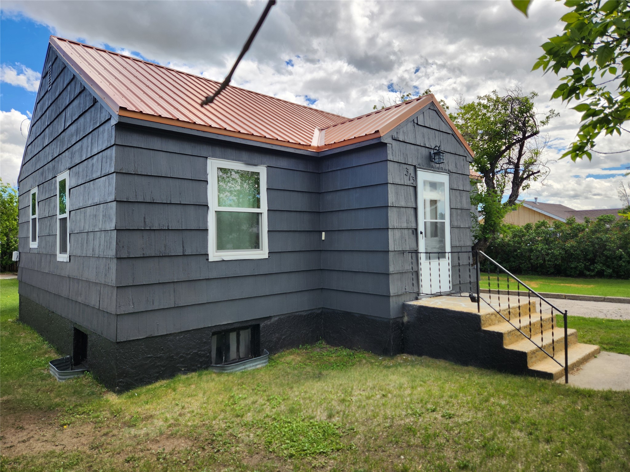 313 3rd Avenue Se Property Photo 7
