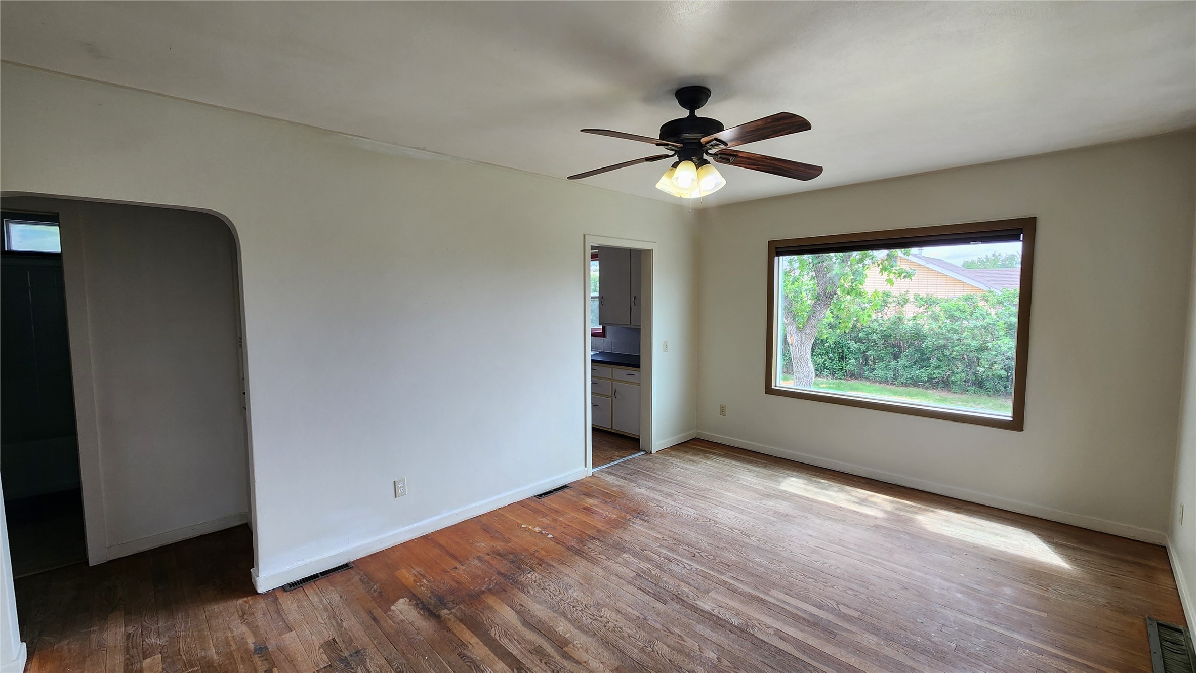 313 3rd Avenue Se Property Photo 12