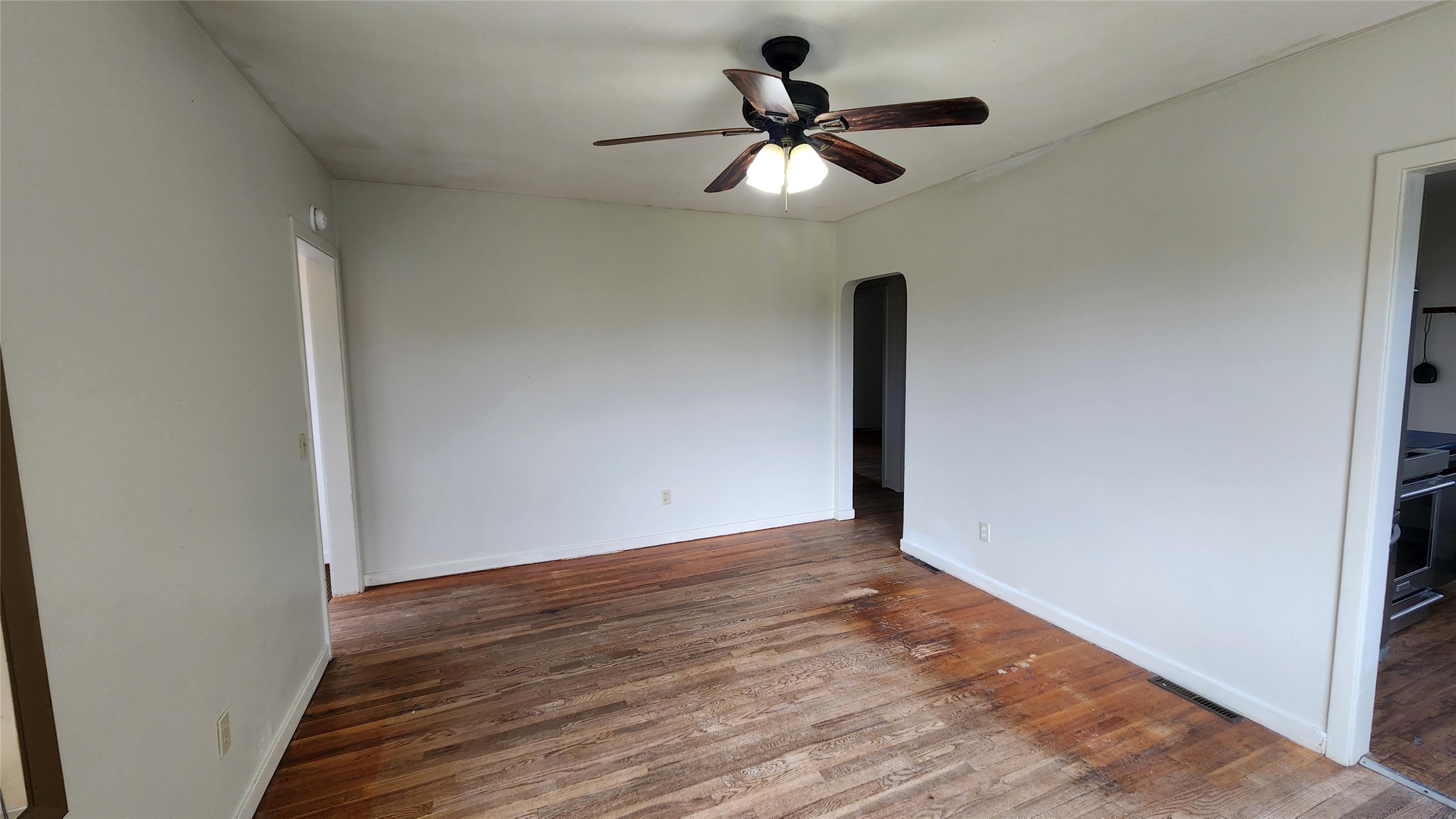 313 3rd Avenue Se Property Photo 13