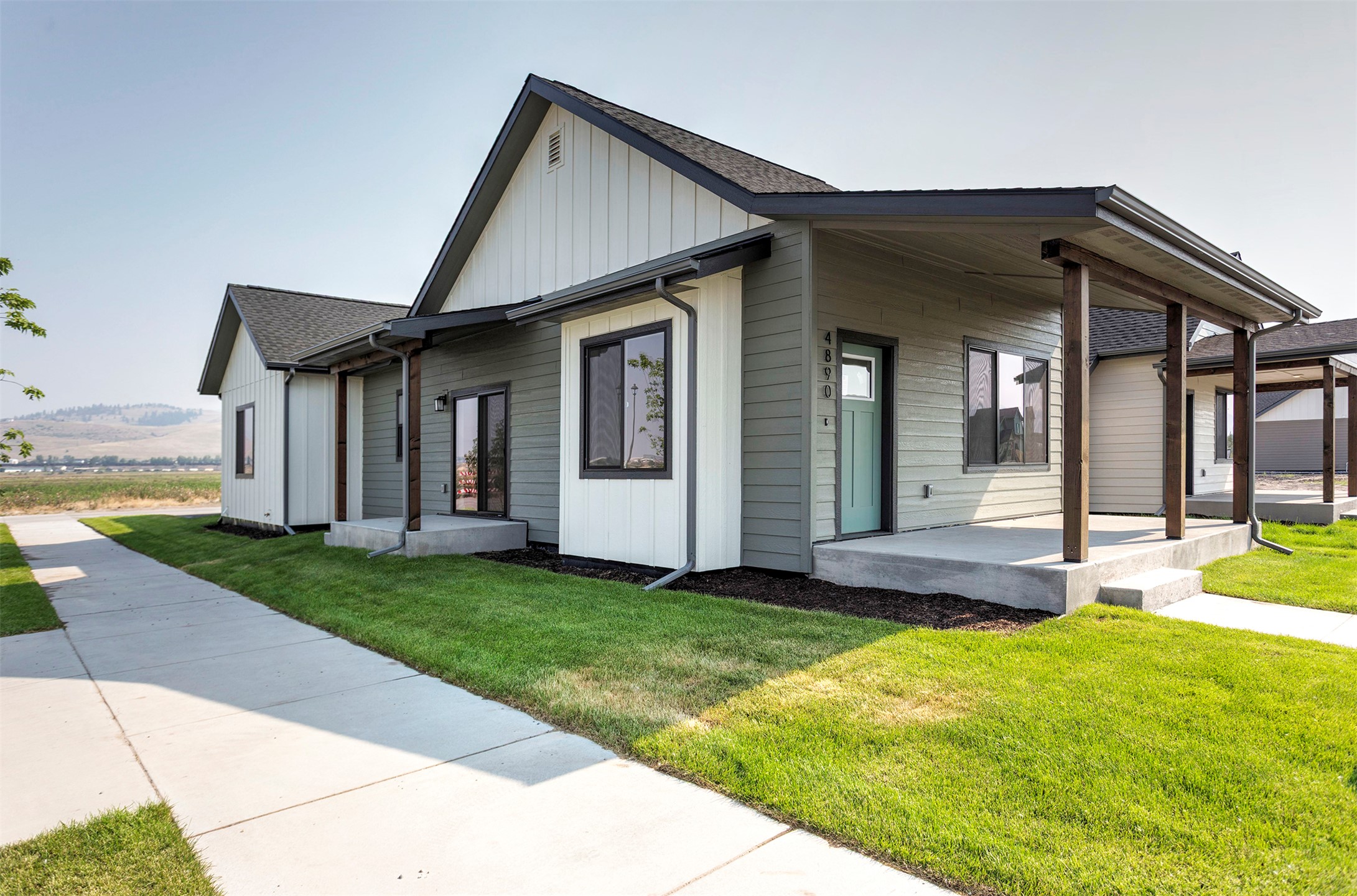 4820 England Boulevard Property Photo 1
