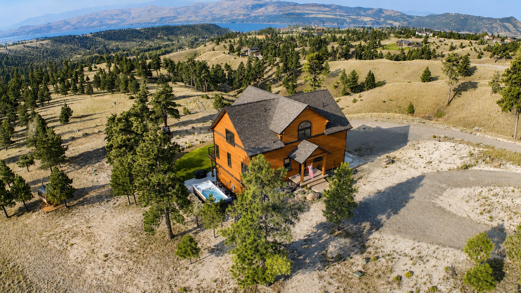 8495 Eagle View Road Property Photo 3